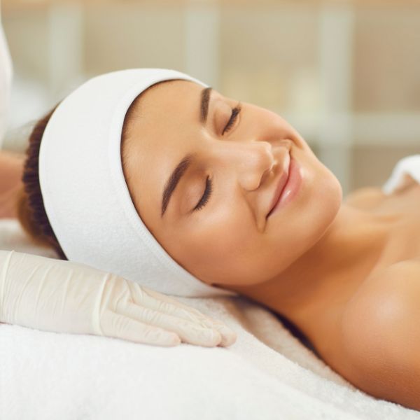 acido hialuronico tratamiento facial clinica medicina estética Madrid DA