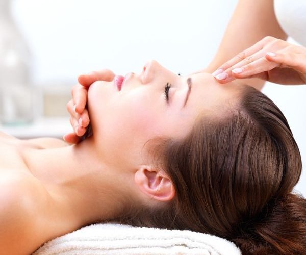 Peeling químico facial en Clinica Medicina Estetica DA