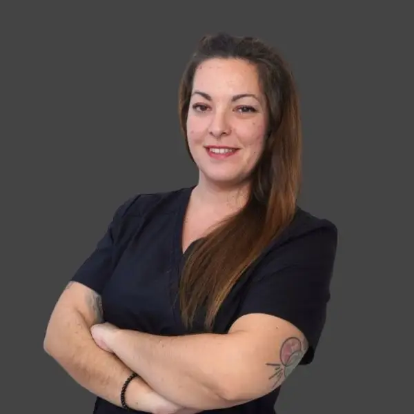 cristina tecnico aux clinica capilar velazquez