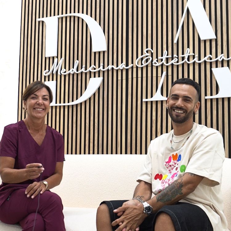 Manuel Cortes se realiza un tratamiento con botox para eliminar arrugas en clinica DA